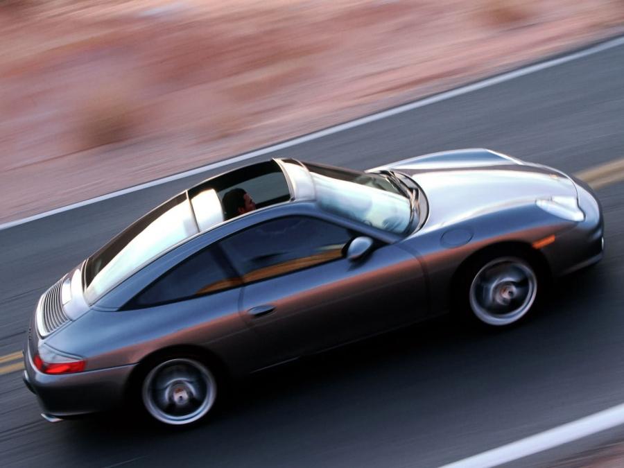  Porsche 911 Targa 2002 года  (US) (фото 11 из 18)